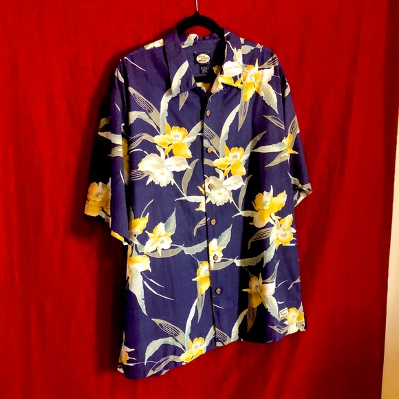 #111 🌴Tommy Bahama Hawaiian Short Sleeve Shirt 🌴 - Picture 5 of 17